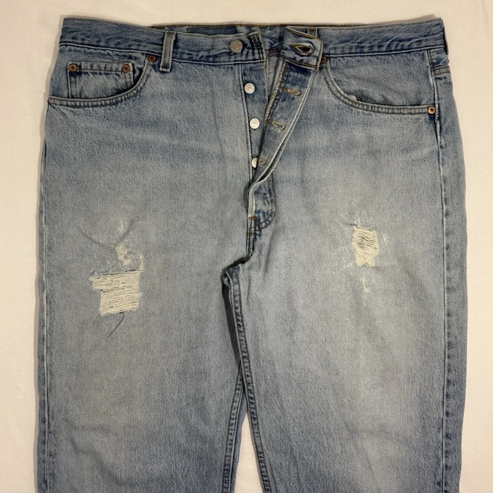 Vintage 90s Levi's 501 XX Denim Jeans Made in USA Size 40x30 Medium Wash 501XX